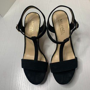 MICHAEL KORS BLACK SOFT SUEDE WEDGES TOE OUT